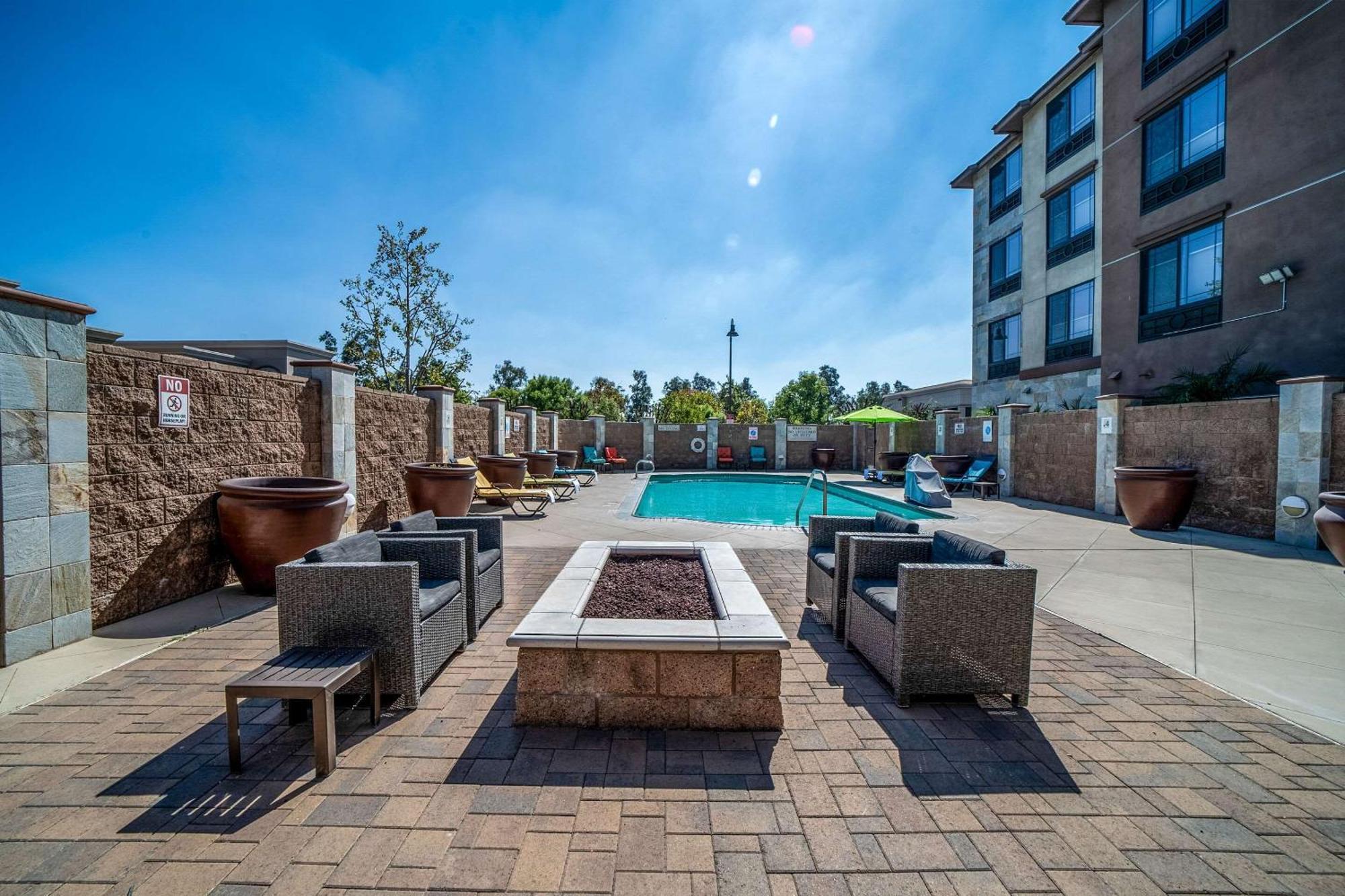 Country Inn & Suites By Radisson, Ontario At Ontario Mills, Ca Exterior foto
