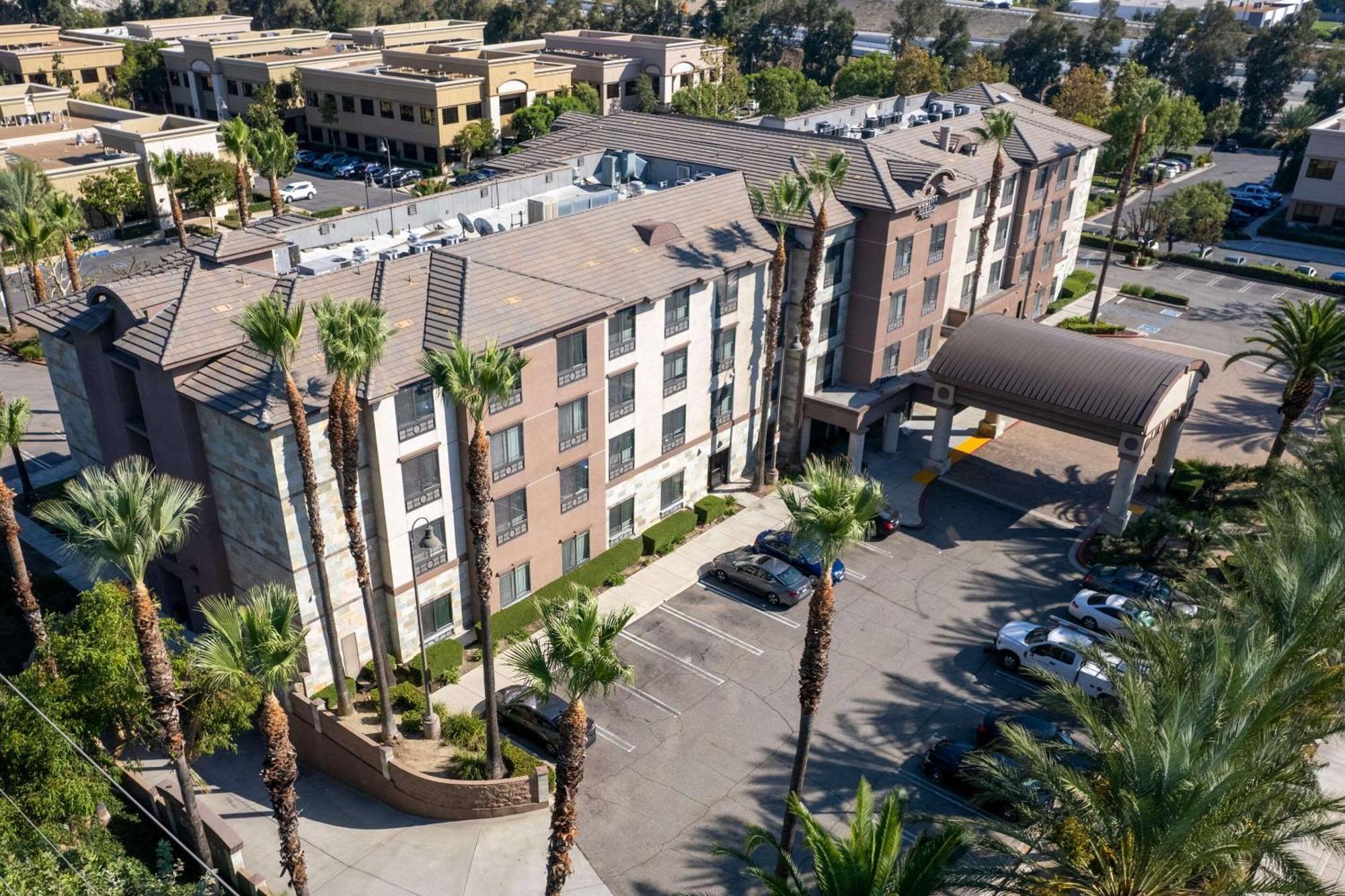 Country Inn & Suites By Radisson, Ontario At Ontario Mills, Ca Exterior foto